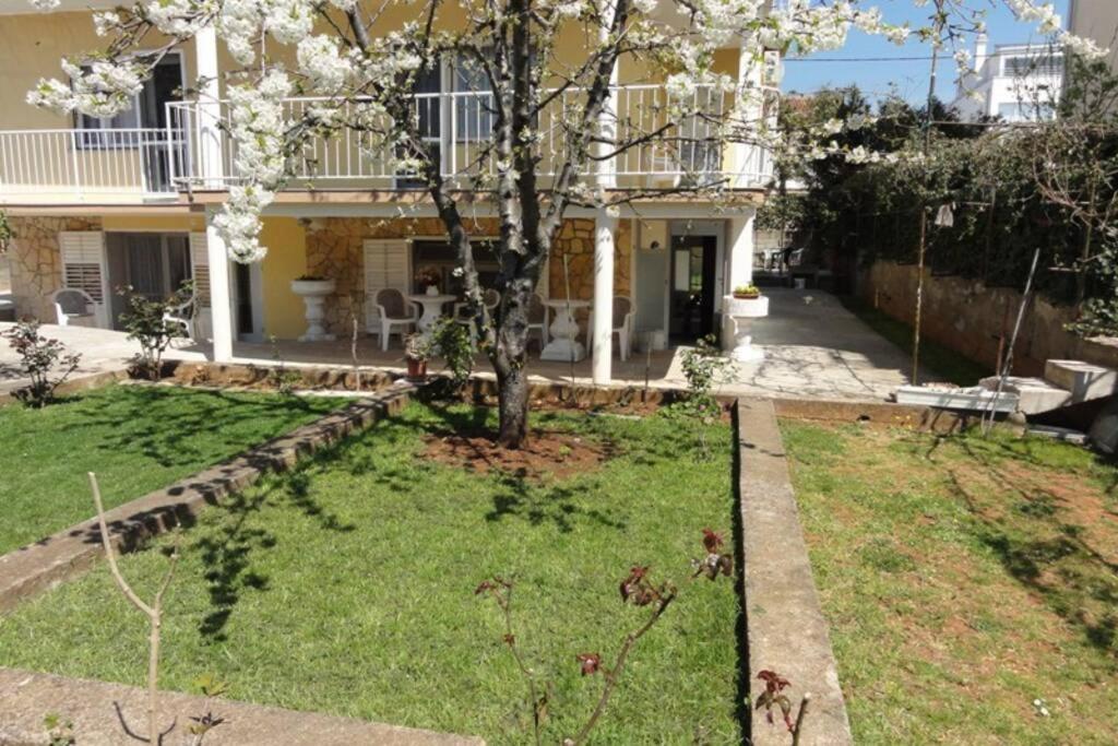Croatia Zadar Borik Family Apartment With Garten View Number 2 Exterior foto