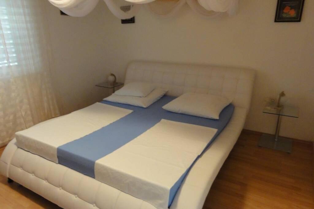 Croatia Zadar Borik Family Apartment With Garten View Number 2 Exterior foto