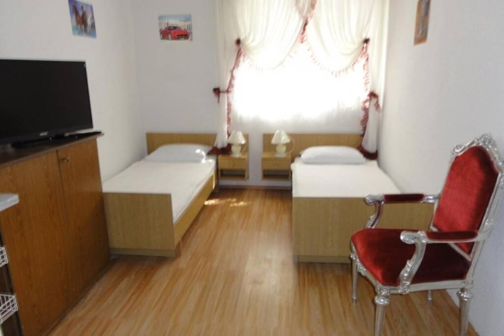 Croatia Zadar Borik Family Apartment With Garten View Number 2 Exterior foto